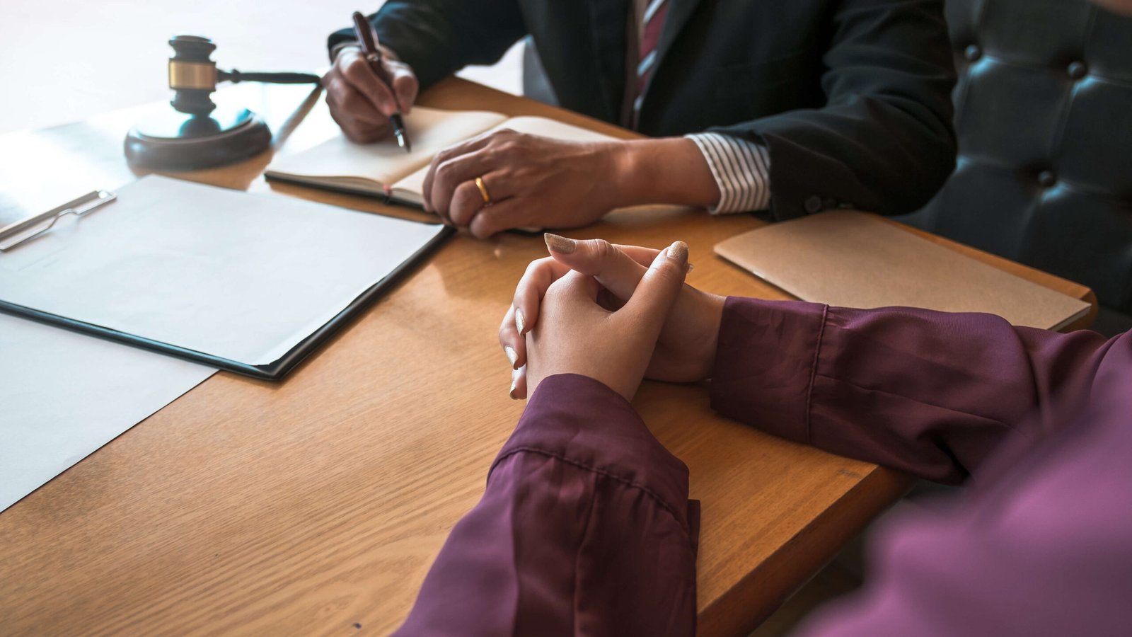 ¿Necesito un Abogado para Presentar un Divorcio en Florida?