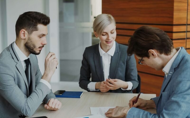 Small Firm vs. Large Law Firm for a South Florida Divorce: What Matters Most?
